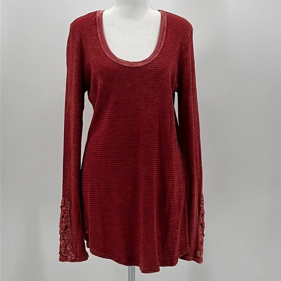 Braeve Scoop Neck Thermal Knit Tunic Top in Brick - Size Medium - Picture 1 of 6